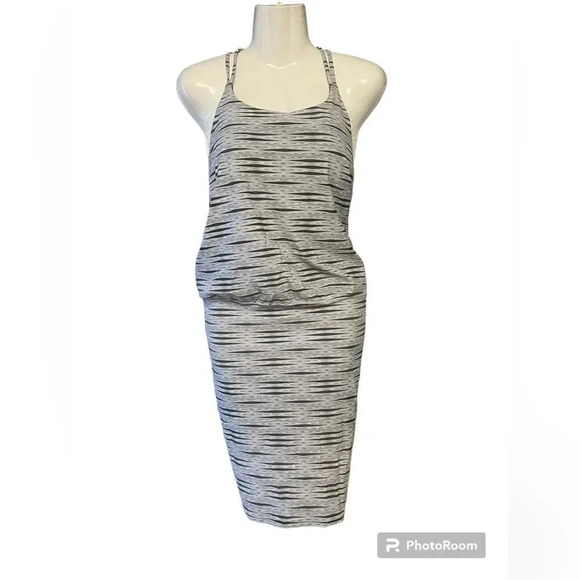 Athleta Womens Racerback Ariel Venice Stripe Swim Dress Sz S Black White - Picture 1 of 10